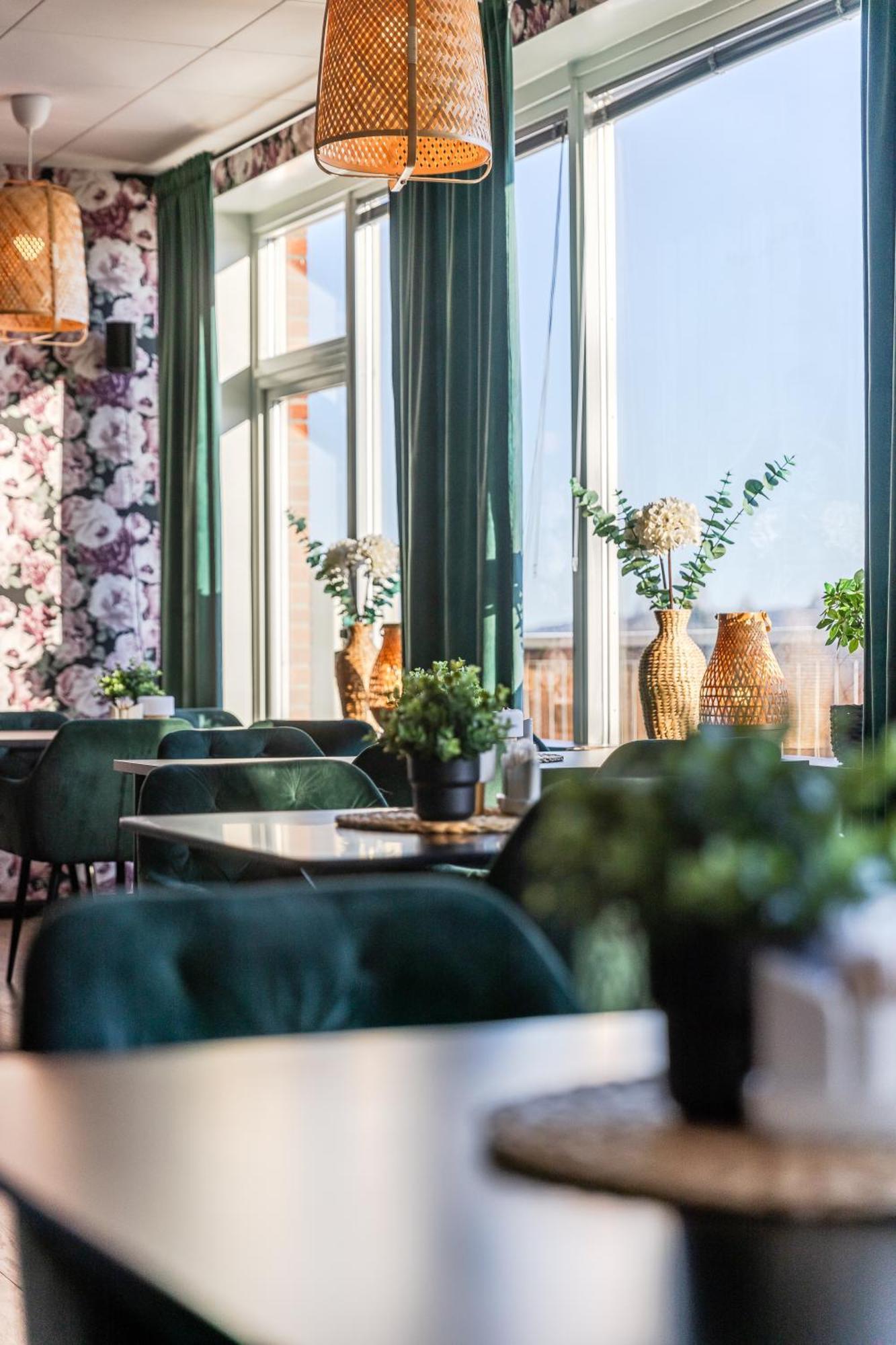 Hotell Kung Goesta By First Mora Zewnętrze zdjęcie