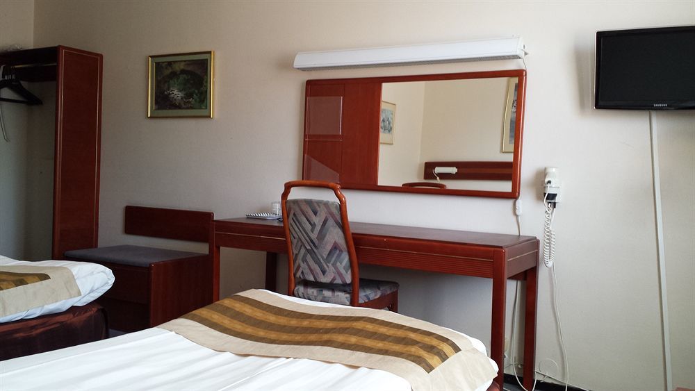 Hotell Kung Goesta By First Mora Zewnętrze zdjęcie