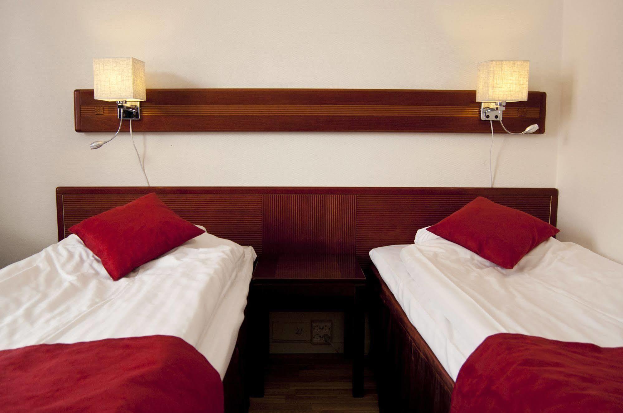Hotell Kung Goesta By First Mora Zewnętrze zdjęcie